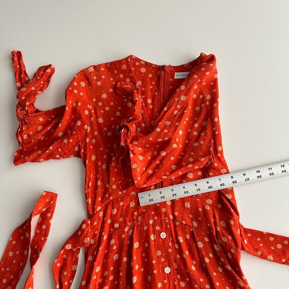 Faithfull the Brand Ditsy Floral Arm Back Bow Deep V Short Sleeve Mini Dress XS - Picture 8 of 8